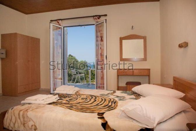 Erietta Studios Svoronata Exterior photo